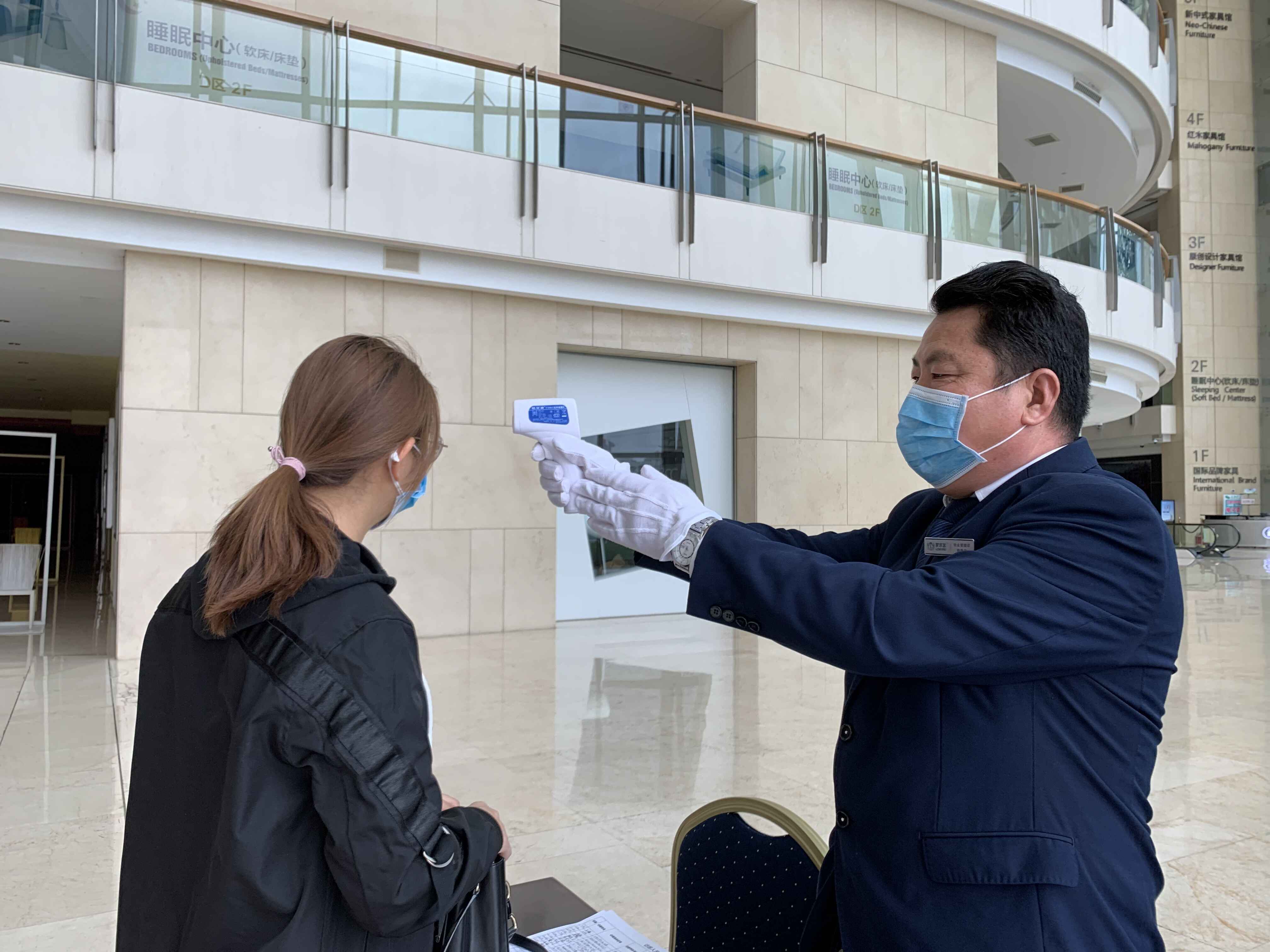 点击打开原图 樂從家具市場全面復(fù)工 羅浮宮家居熱鬧啟市