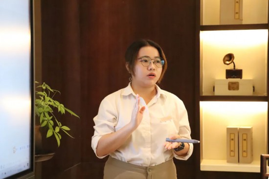 点击打开原图