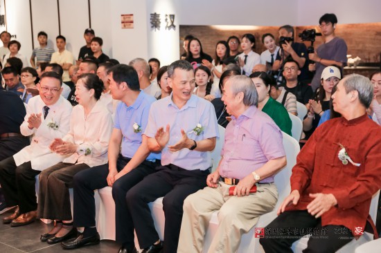 点击打开原图